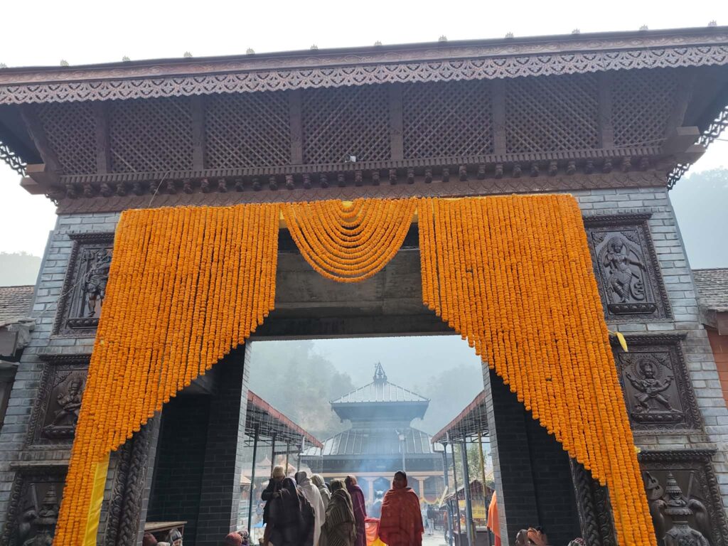 सिंगारिएर झकिझकाउ डोलेश्वर : महाशिवरात्रीको तयारी पुरा, एक लाख दर्शनार्थी आउँने