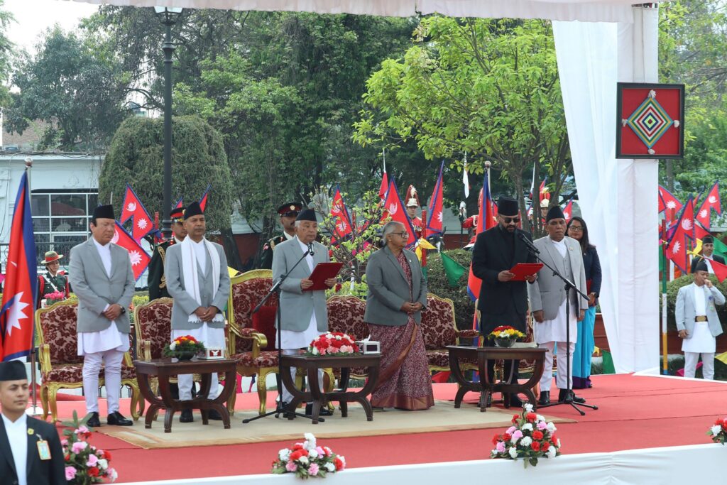 को को बने मन्त्री हेर्नुहोस्