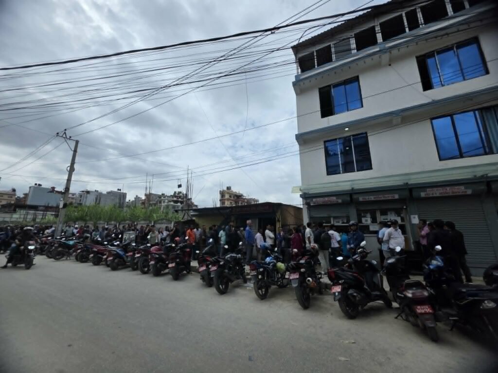 यातायात कार्यालय भक्तपुरद्धारा ९० हजार लाइसेन्स बितरण, एक करोड ९० लाखको क्षति