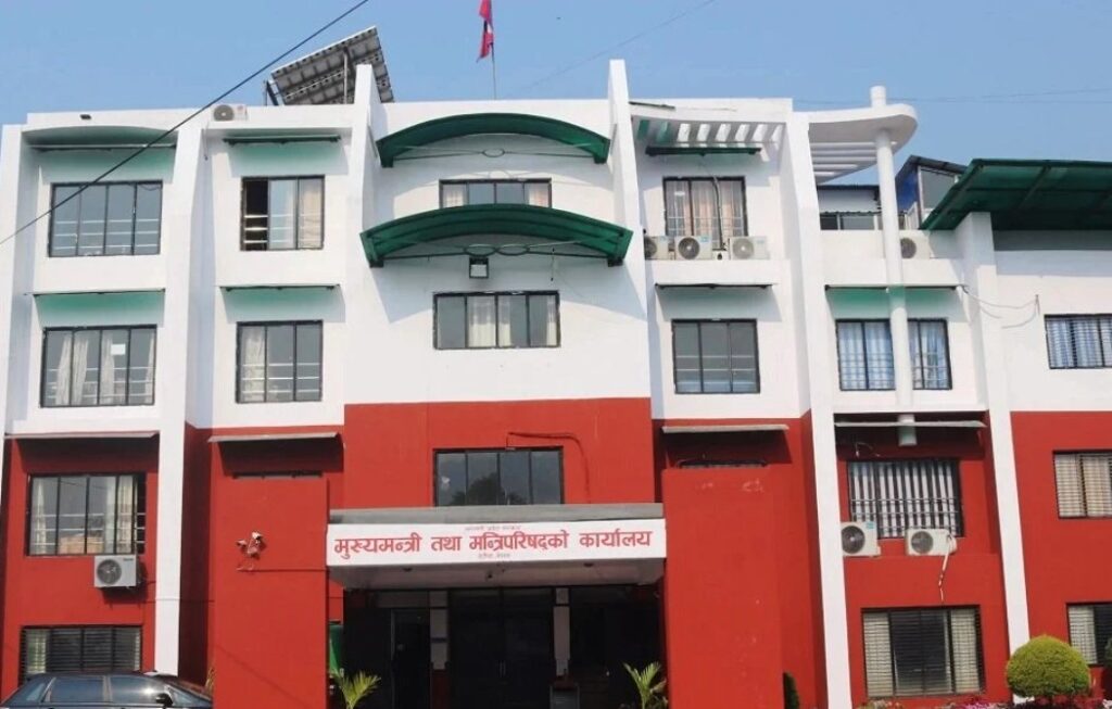 बागमती प्रदेश सरकारबाट एमाले बाहिरियो, ६ मन्त्रीको सामूहिक राजीनामा, सरकारलाई दिएको समर्थन पनि फिर्ता